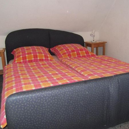 Ferienhaus Und Ferienwohnung Knappstein Mohnesee Bagian luar foto