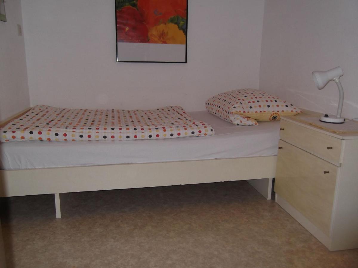 Ferienhaus Und Ferienwohnung Knappstein Mohnesee Bagian luar foto