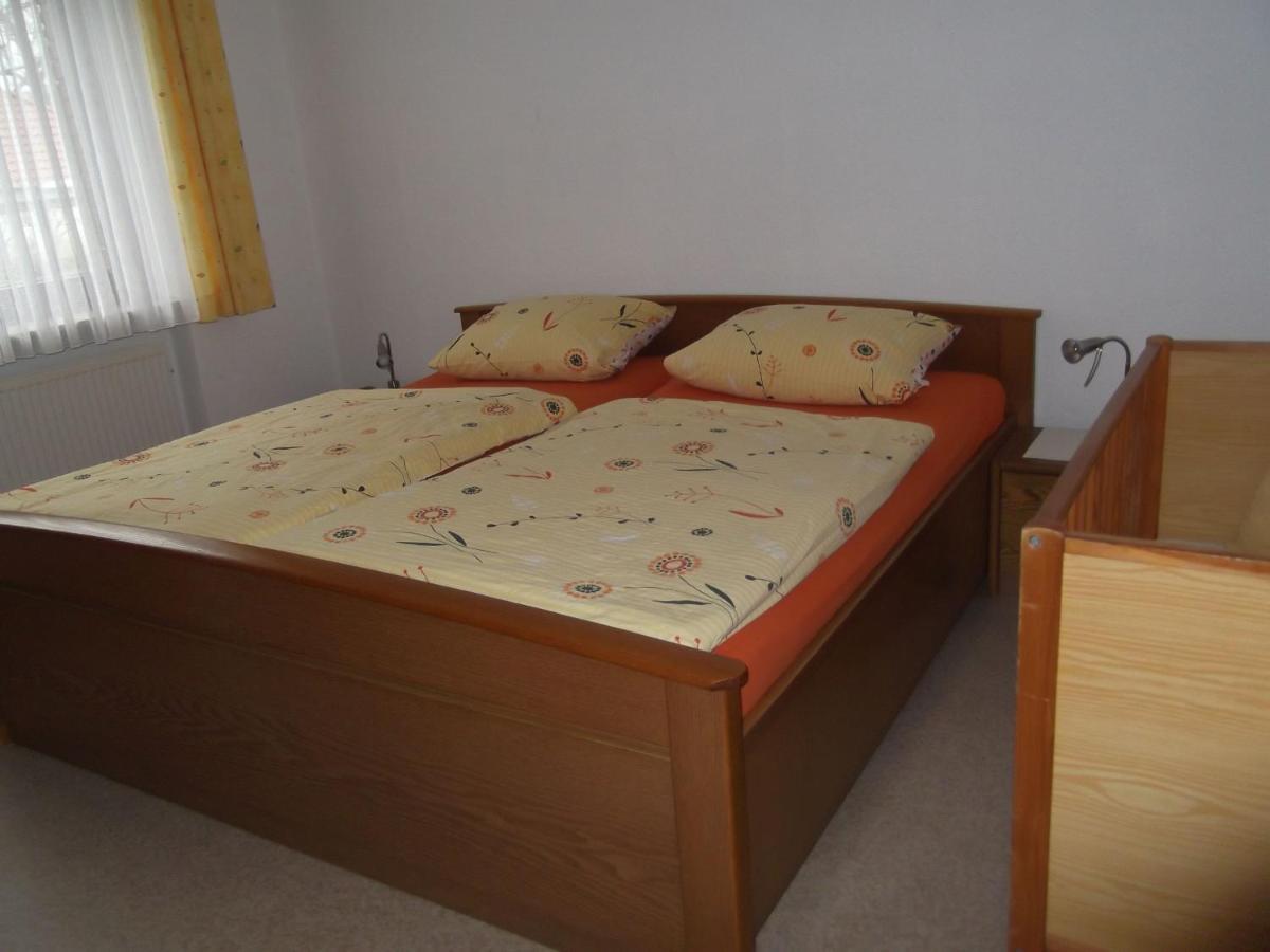 Ferienhaus Und Ferienwohnung Knappstein Mohnesee Bagian luar foto