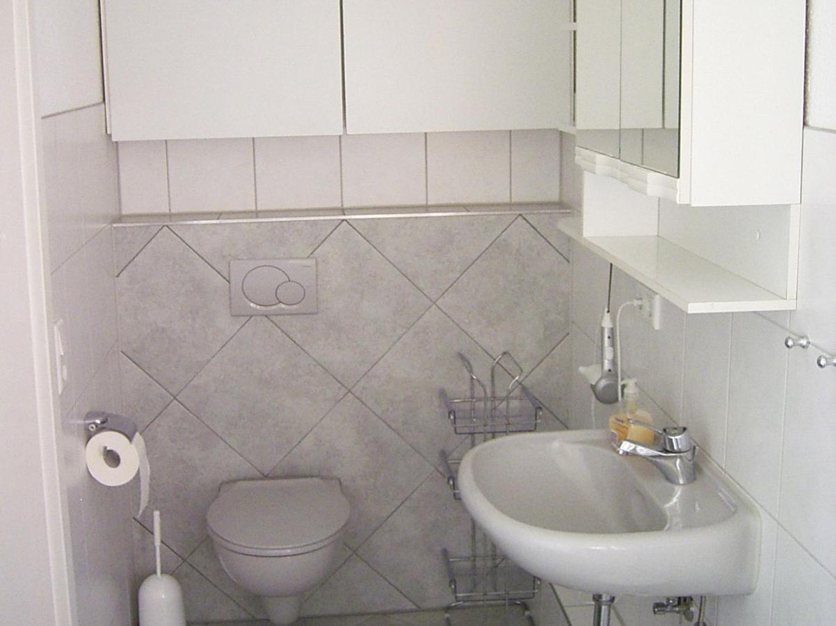 Ferienhaus Und Ferienwohnung Knappstein Mohnesee Bagian luar foto