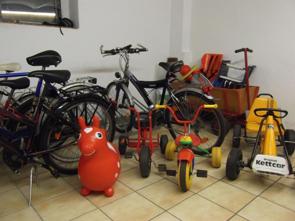 Ferienhaus Und Ferienwohnung Knappstein Mohnesee Bagian luar foto